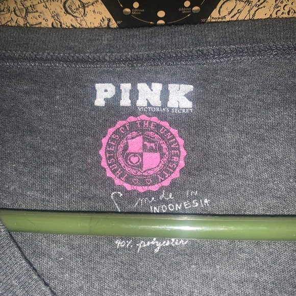 Vitoria’s Secret “PINK” Shirt - Picture 3 of 3